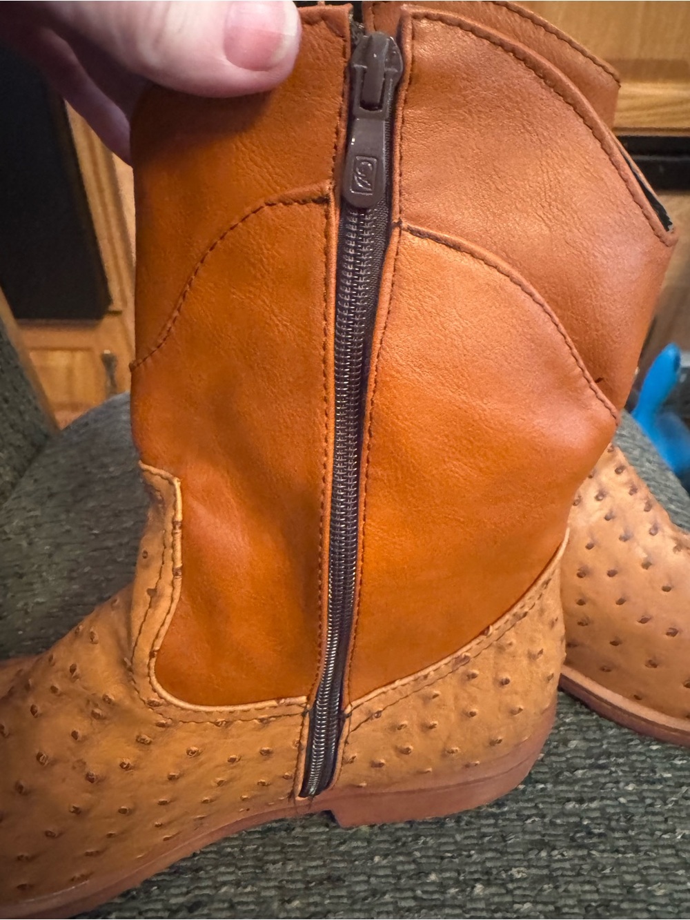 Dahongma Fashion Brown Round Toe Ostrich Pattern Women’s Zip Up Western Boots - Picture 6 of 15